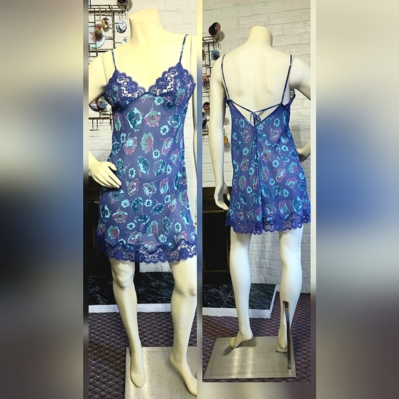VICTORIA'S SECRET |  Blue Floral Lace Chemise - Picture 1 of 9